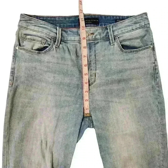 Sanctuary Denim Connector Frayed Hem Kick Crop Light Wash Missy Jeans - Picture 4 of 11